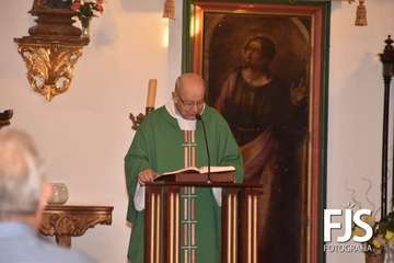 El párroco Eugenio Peñate Suárez se despide de sus feligreses de Tara y San Roque/Francisco Javier Santana y TA.